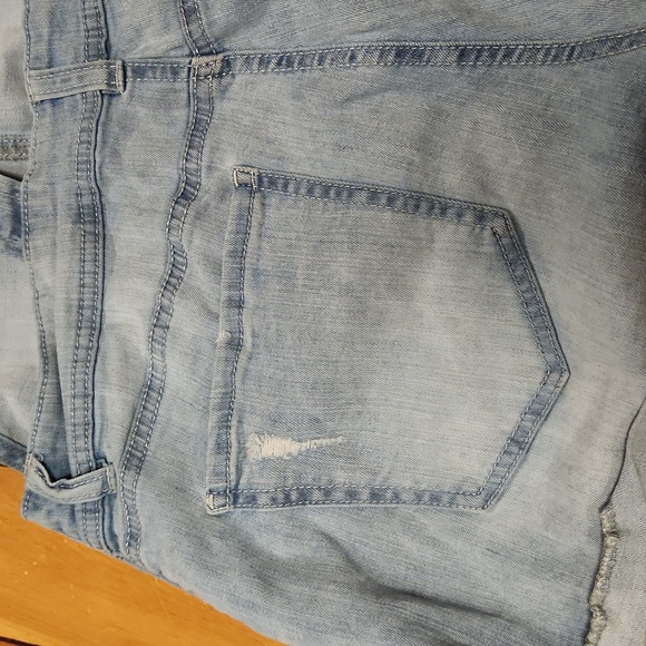 Dollhouse • Denim overall shorts | 11 - Picture 4 of 12